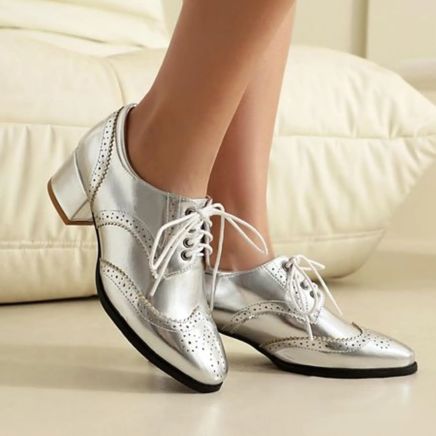 Women's Leather Perforated Lace Up Oxfords Pointed Toe Low Block Heel Brogues Flats Shoes Comfortable Wingtip Derby Saddle Pumps