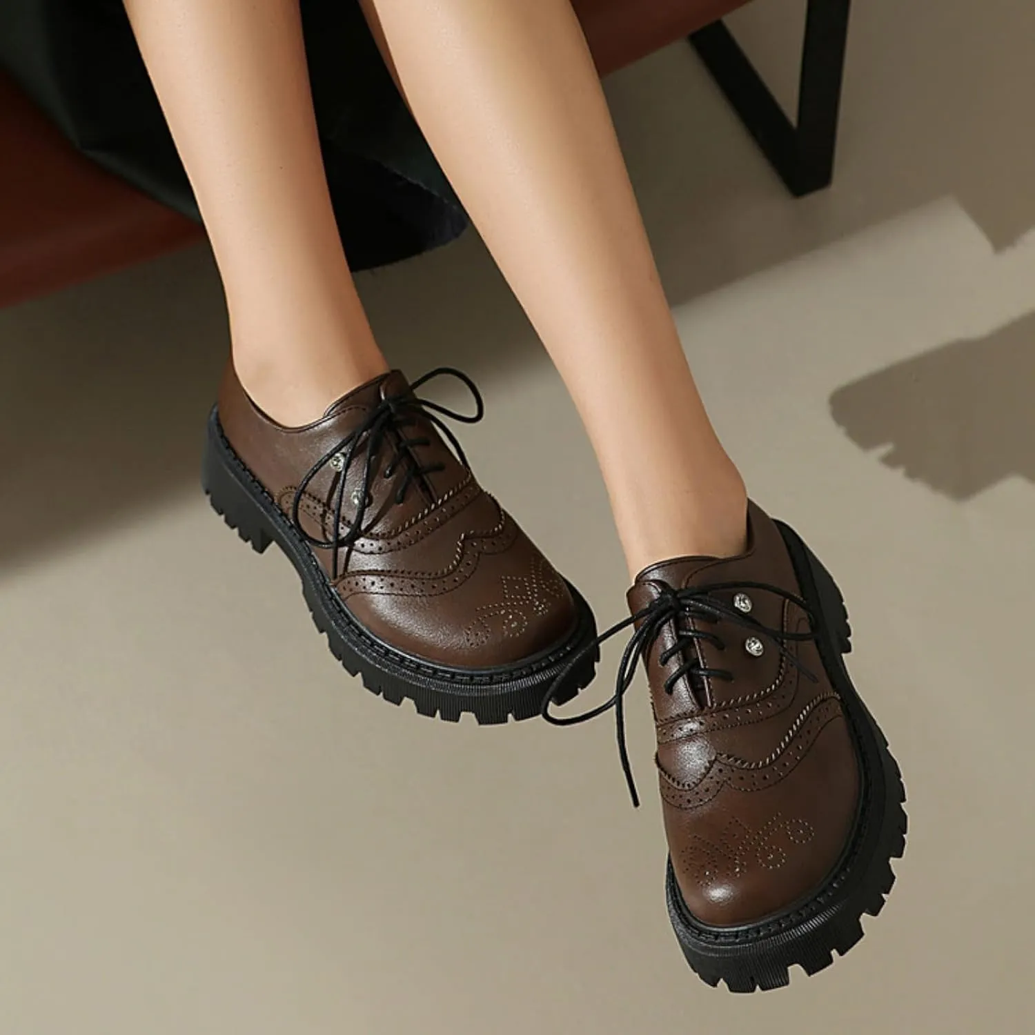 Women's Platform Lace Up Oxfords Shoes Round Toe Chunky Heel Block Wingtip Brogues Casual Loafers Comfortable Derby Saddle Pumps