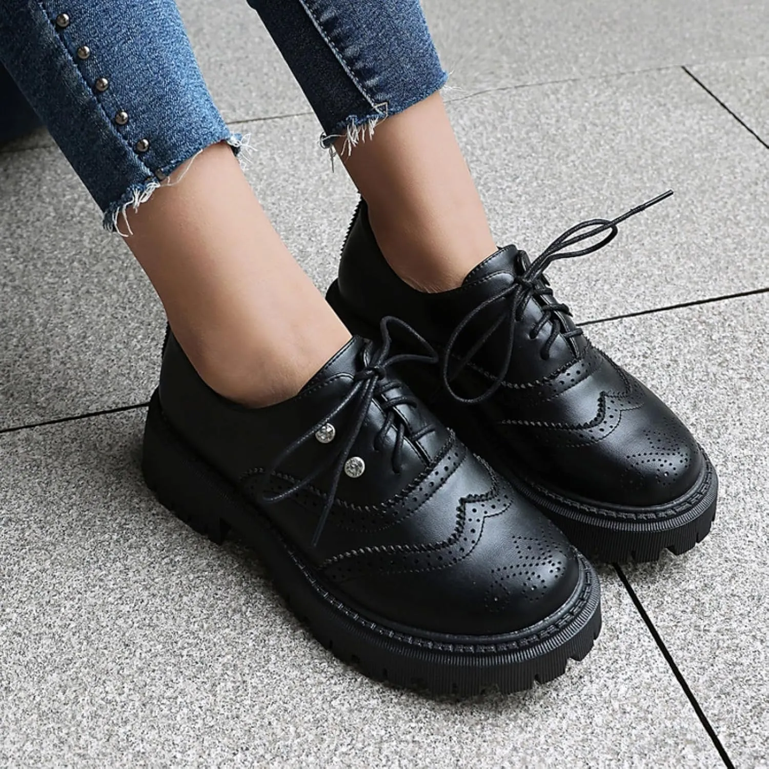 Women's Platform Lace Up Oxfords Shoes Round Toe Chunky Heel Block Wingtip Brogues Casual Loafers Comfortable Derby Saddle Pumps