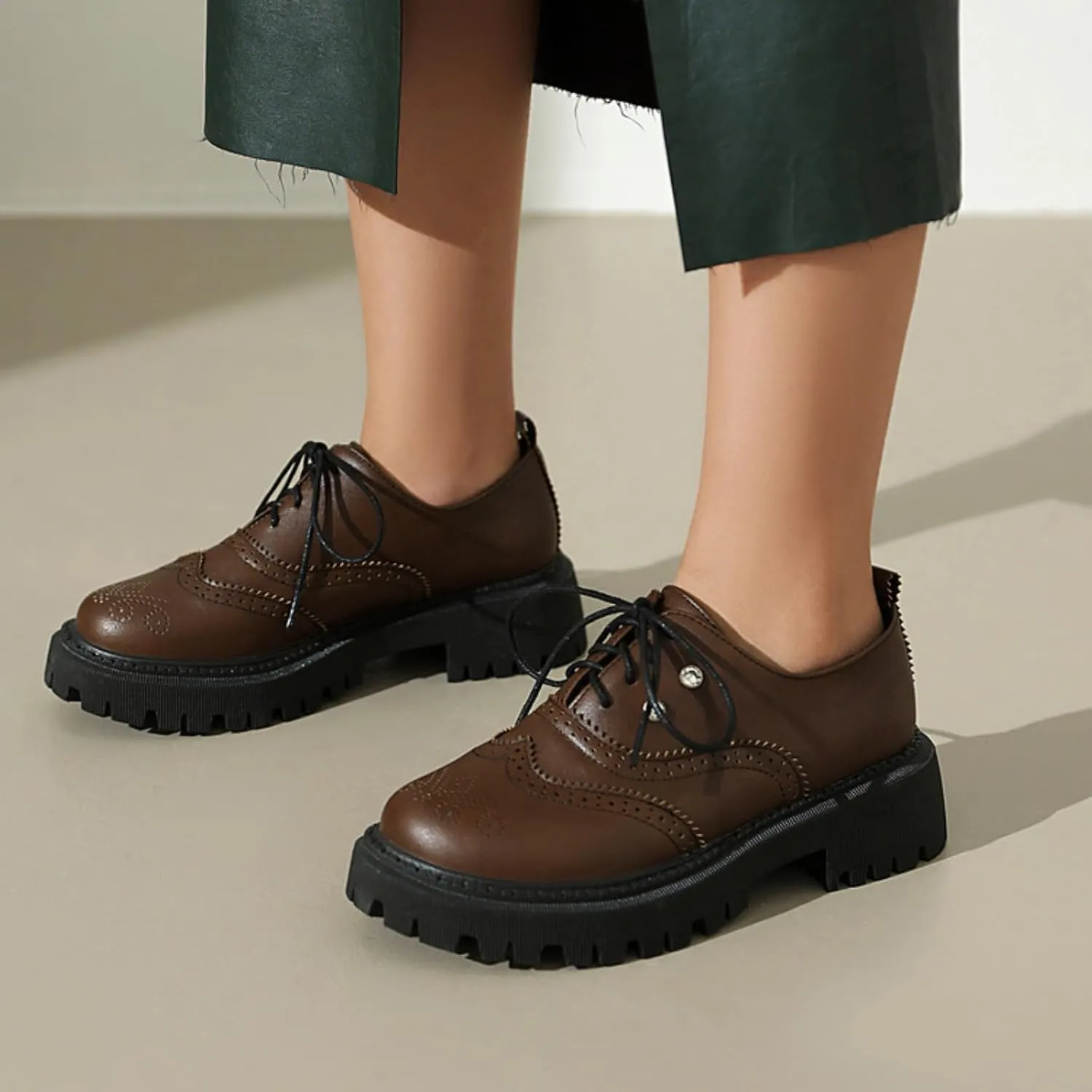 Women's Platform Lace Up Oxfords Shoes Round Toe Chunky Heel Block Wingtip Brogues Casual Loafers Comfortable Derby Saddle Pumps