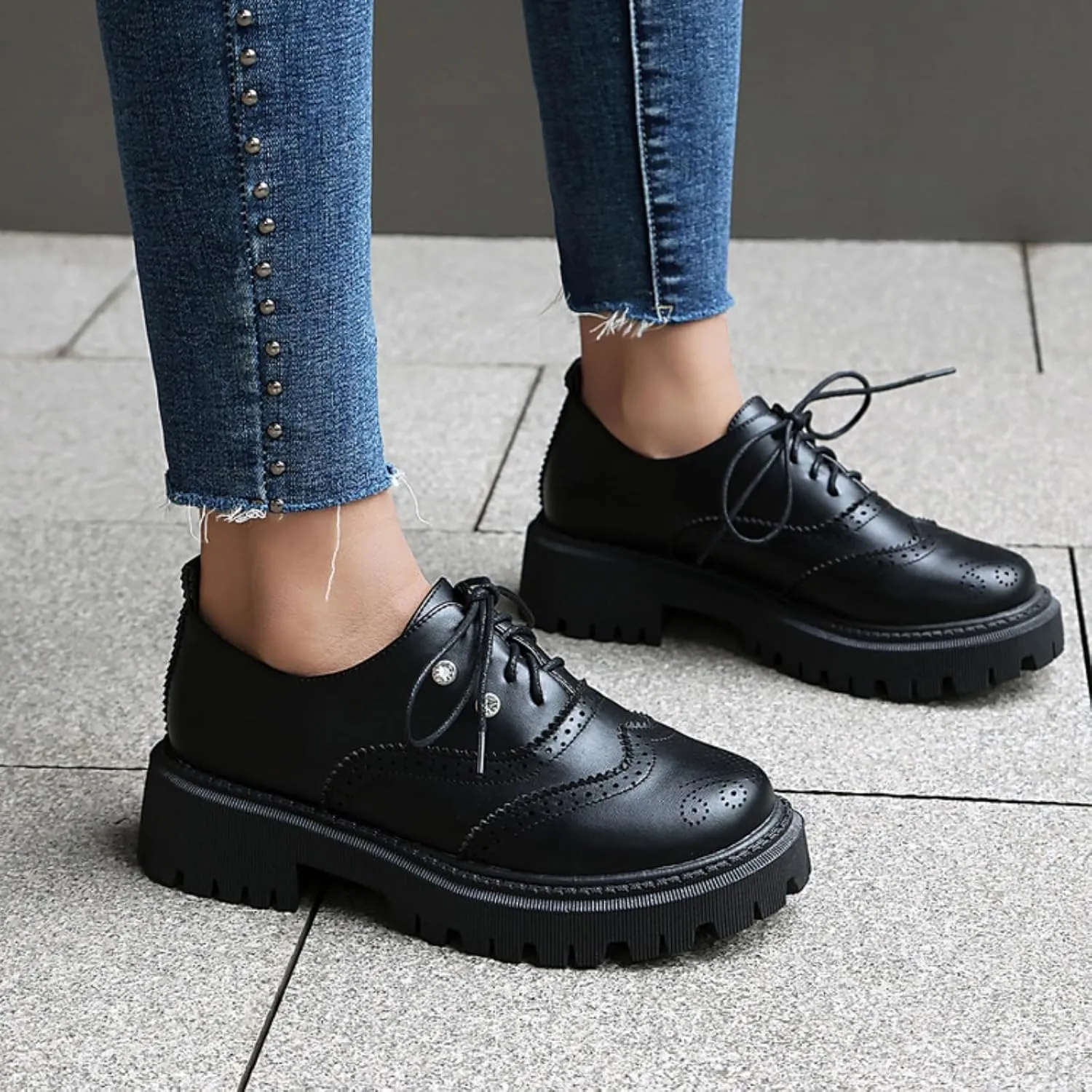 Women's Platform Lace Up Oxfords Shoes Round Toe Chunky Heel Block Wingtip Brogues Casual Loafers Comfortable Derby Saddle Pumps