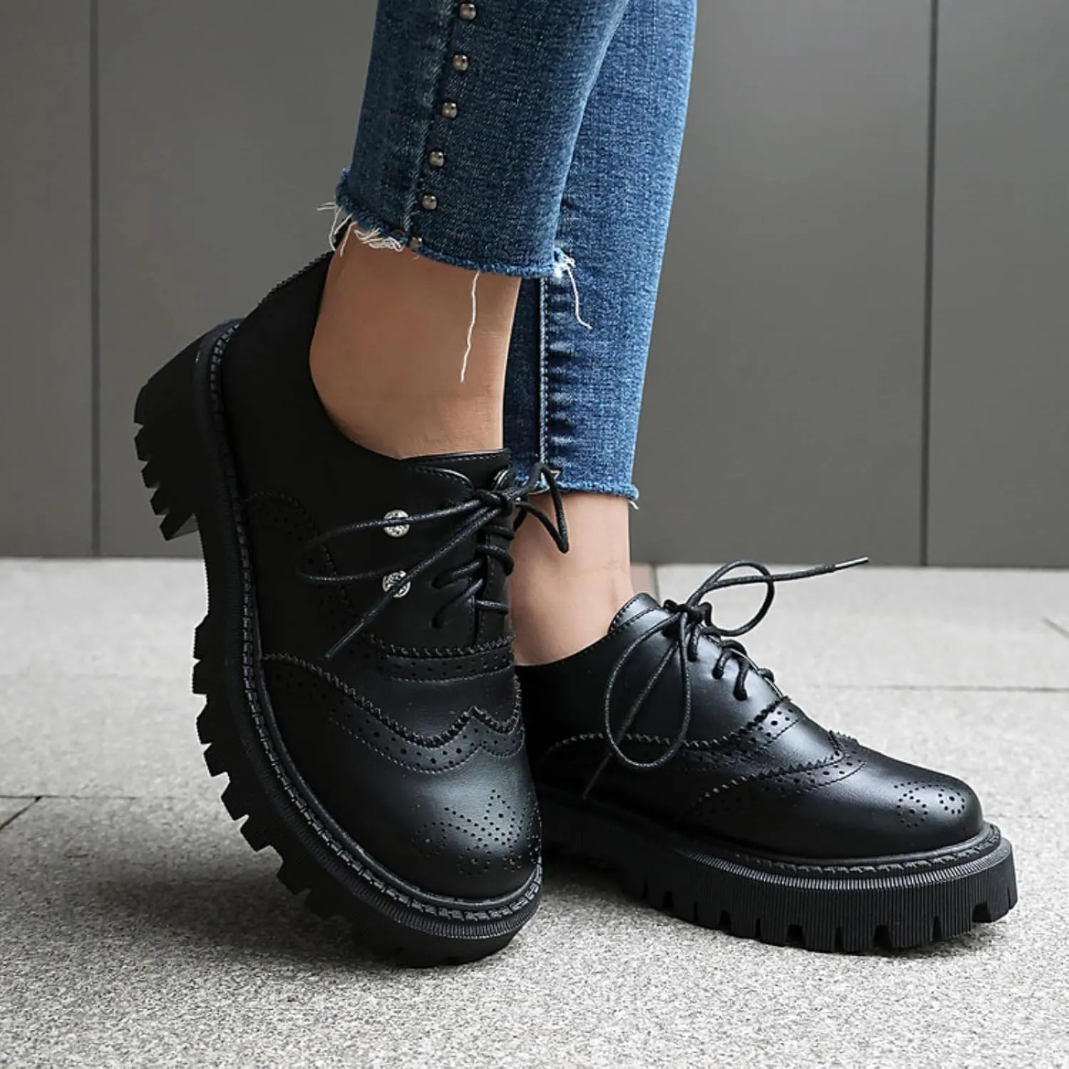 Women's Platform Lace Up Oxfords Shoes Round Toe Chunky Heel Block Wingtip Brogues Casual Loafers Comfortable Derby Saddle Pumps